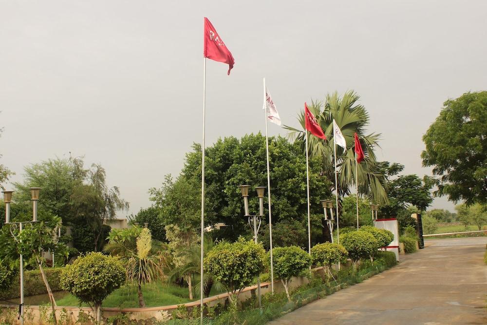 Ramada By Wyndham Jaipur Jaisinghpura Hotel Exterior foto