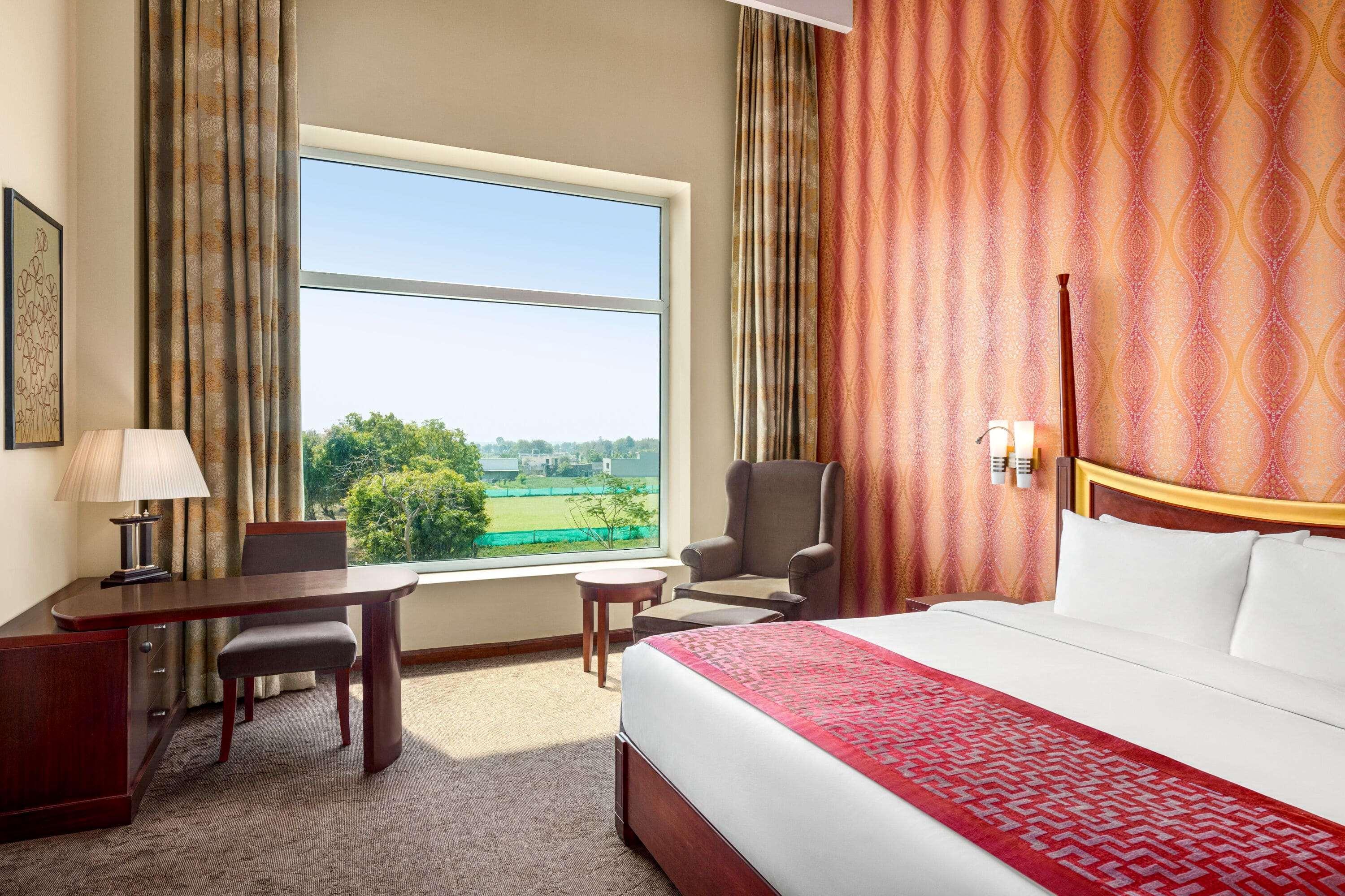 Ramada By Wyndham Jaipur Jaisinghpura Hotel Exterior foto